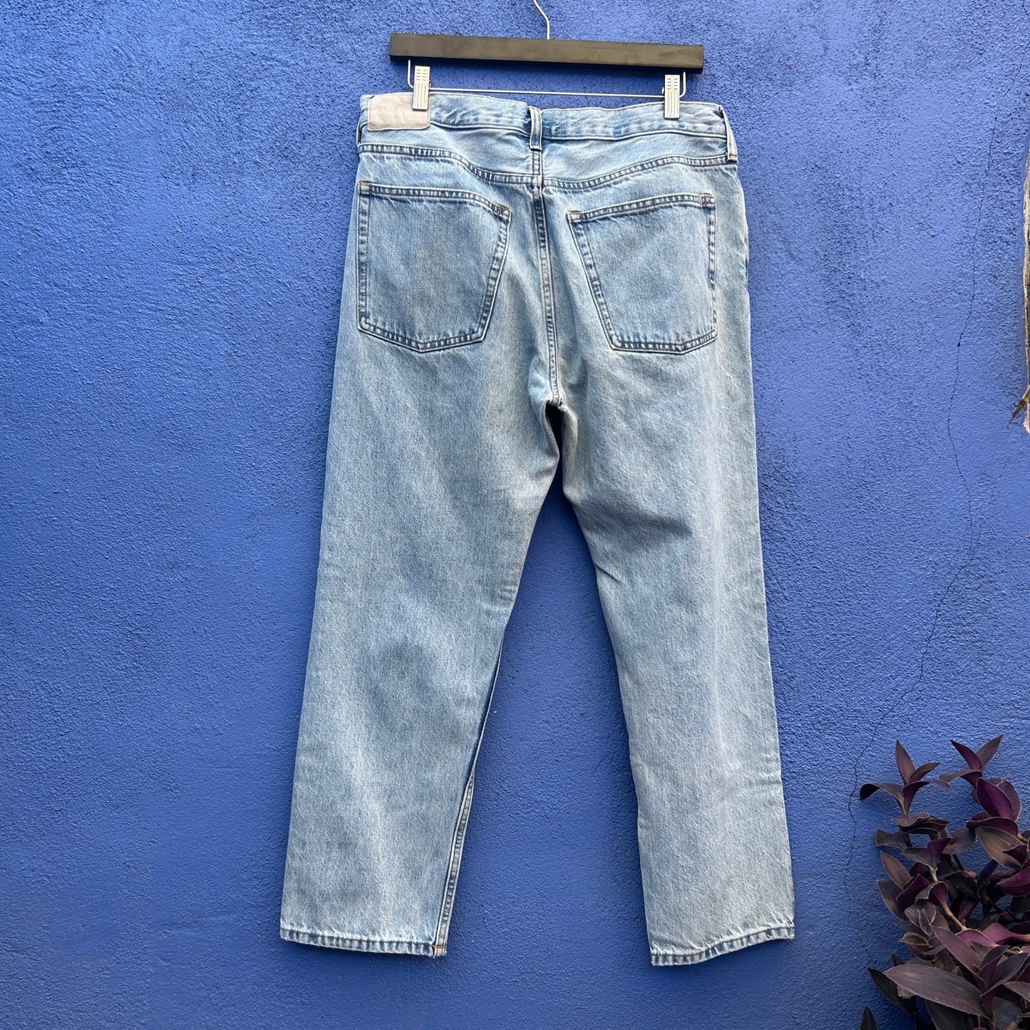 everlane relaxed straight leg light wash jean