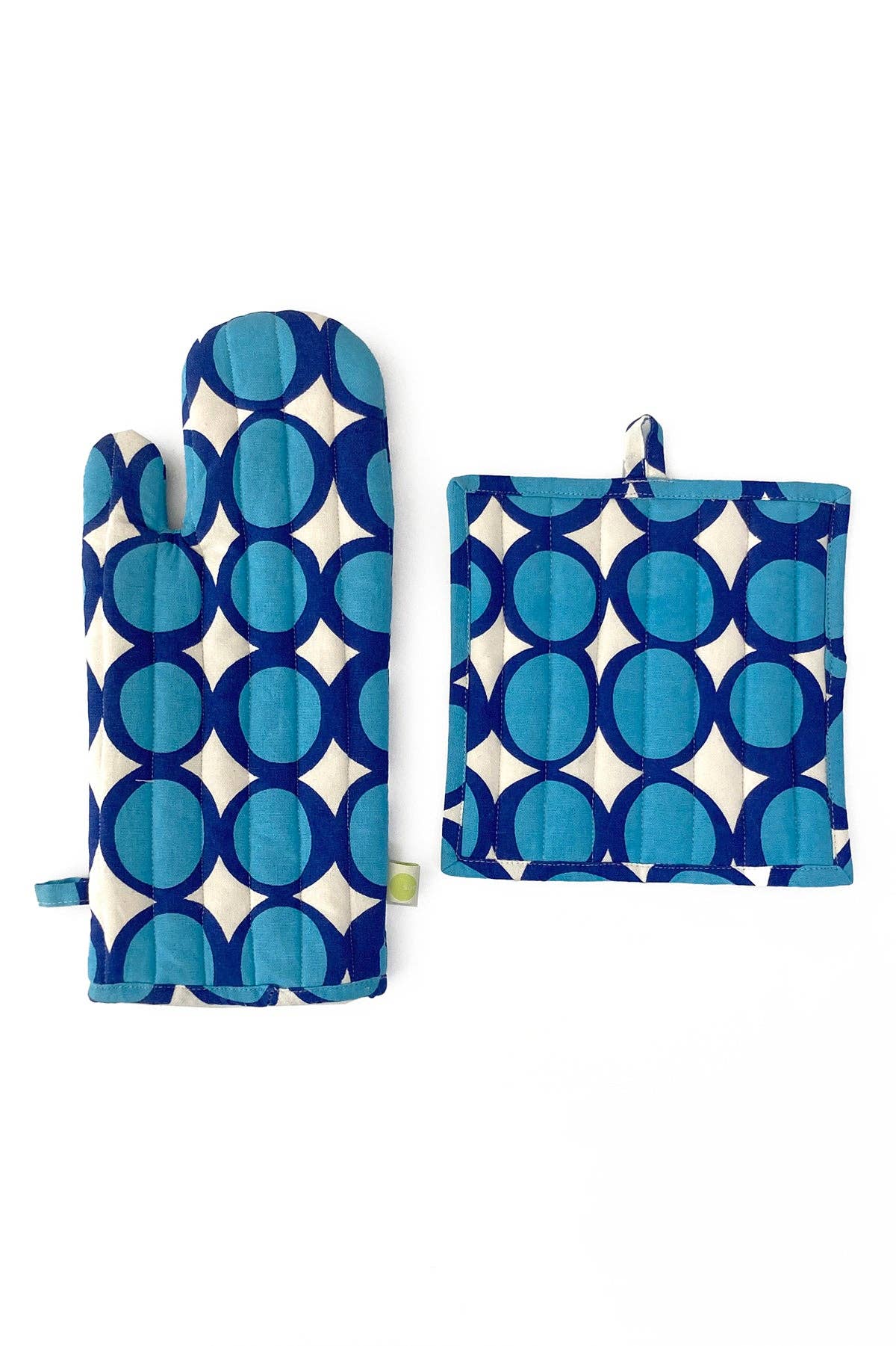 Oven Mitt & Potholder Set | See Design