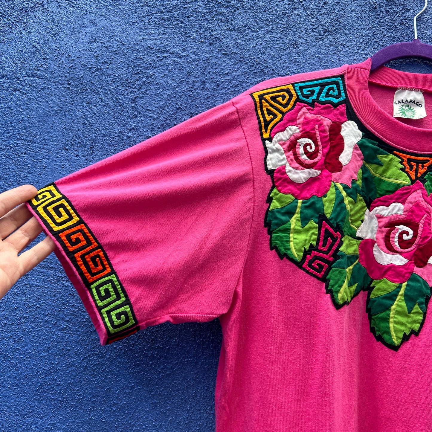 vintage 90s galapago applique tee