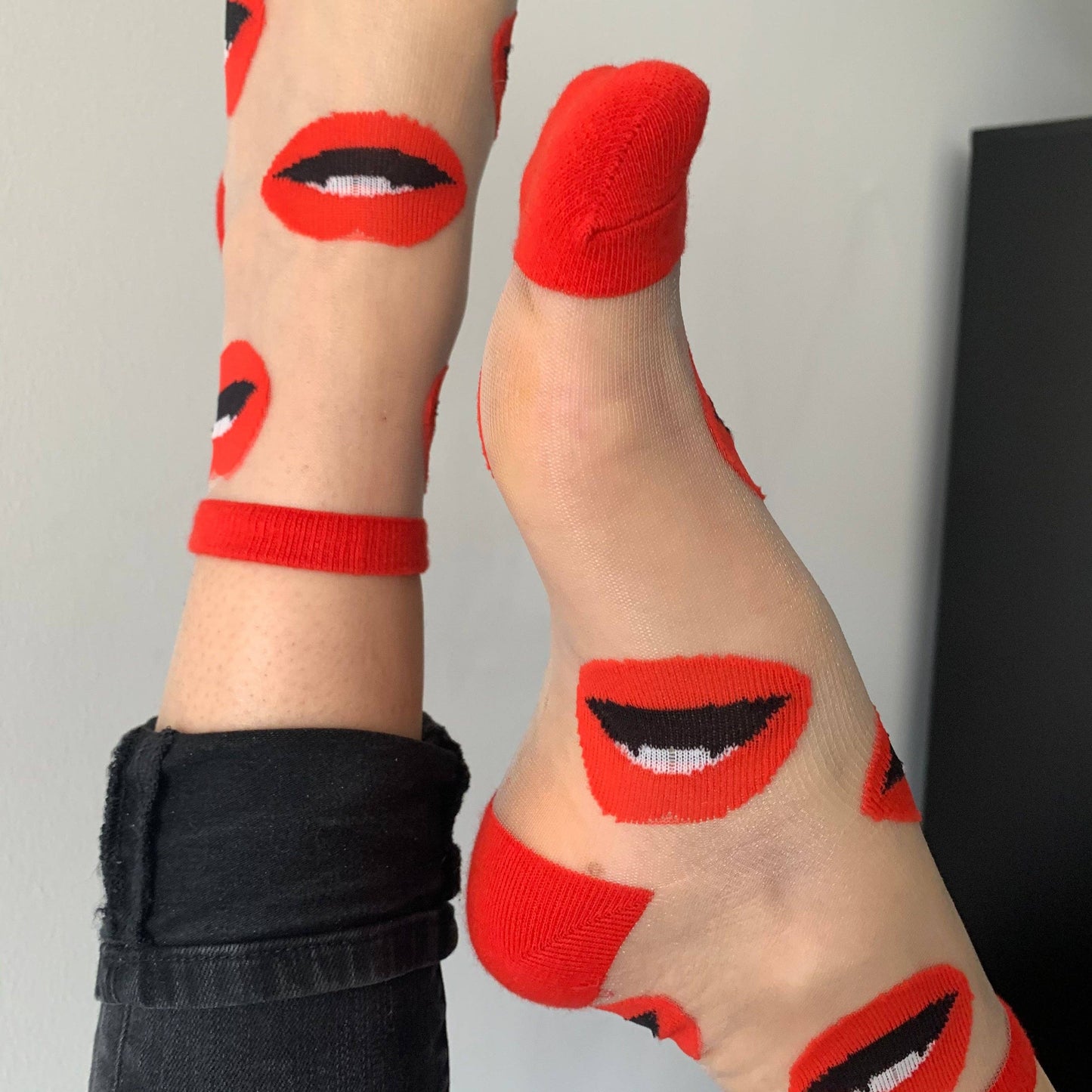 sockette | Women's novelty socks with red lips