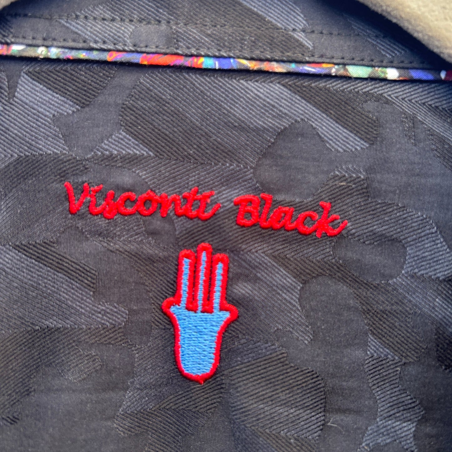 visconti black black embossed button down