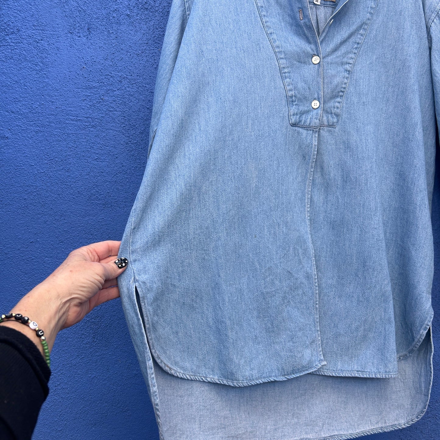 vintage express chambray 5 button top