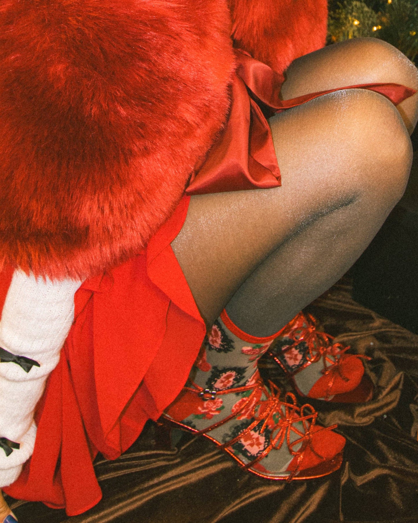 Cameo Rose Sheer Crew Sock | Sock Candy