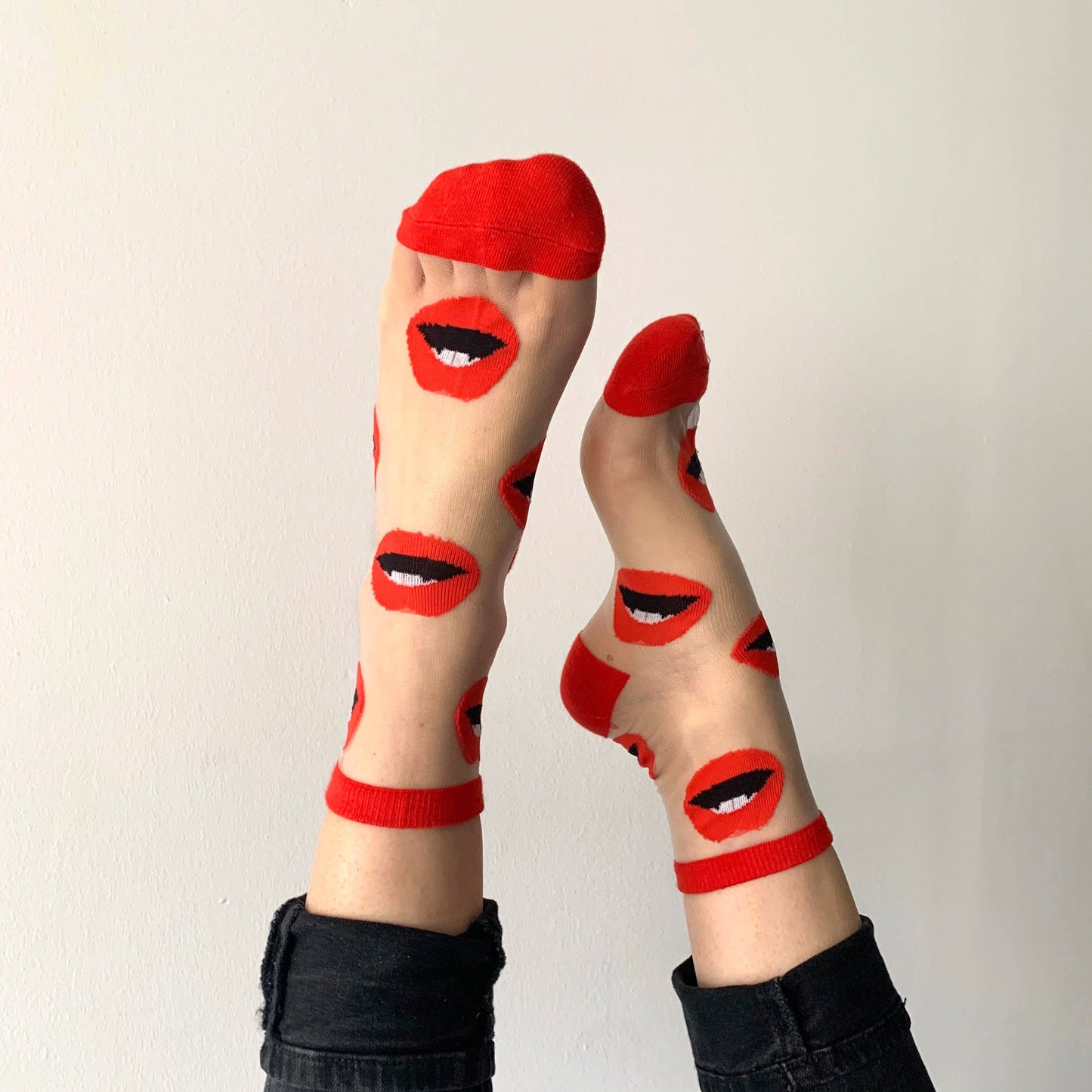 sockette | Women's novelty socks with red lips