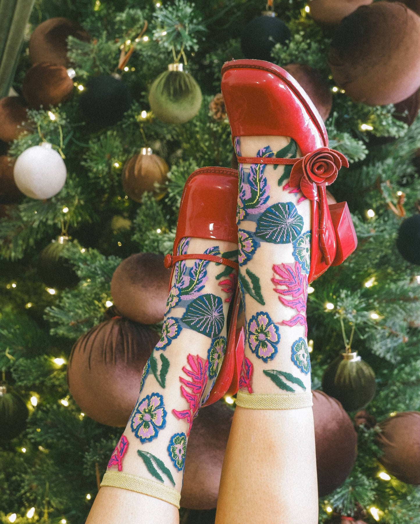 Festive Floral Sheer Crew Sock | Sock Candy