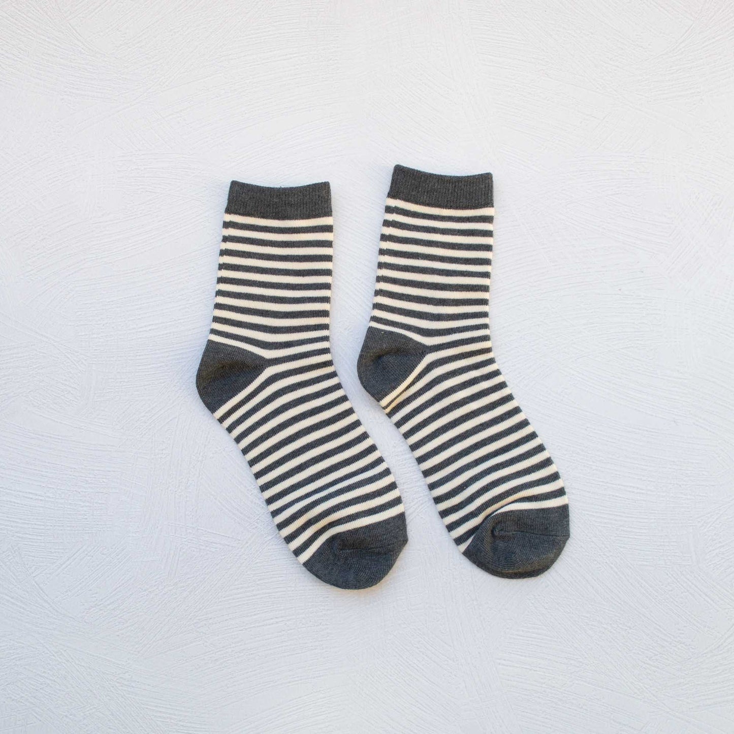 Tiepology | Thin Stripe Casual Socks
