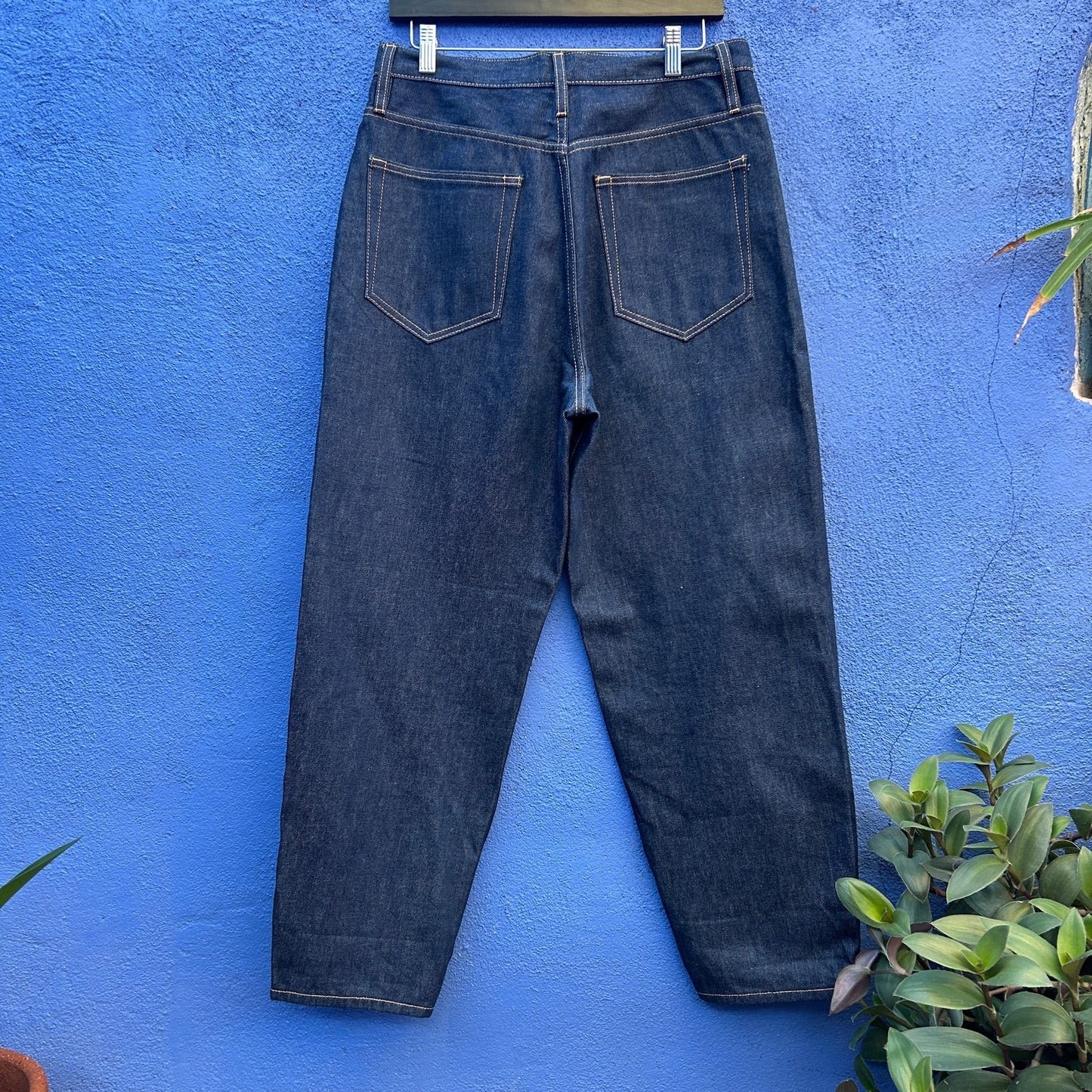 frame dark denim jean