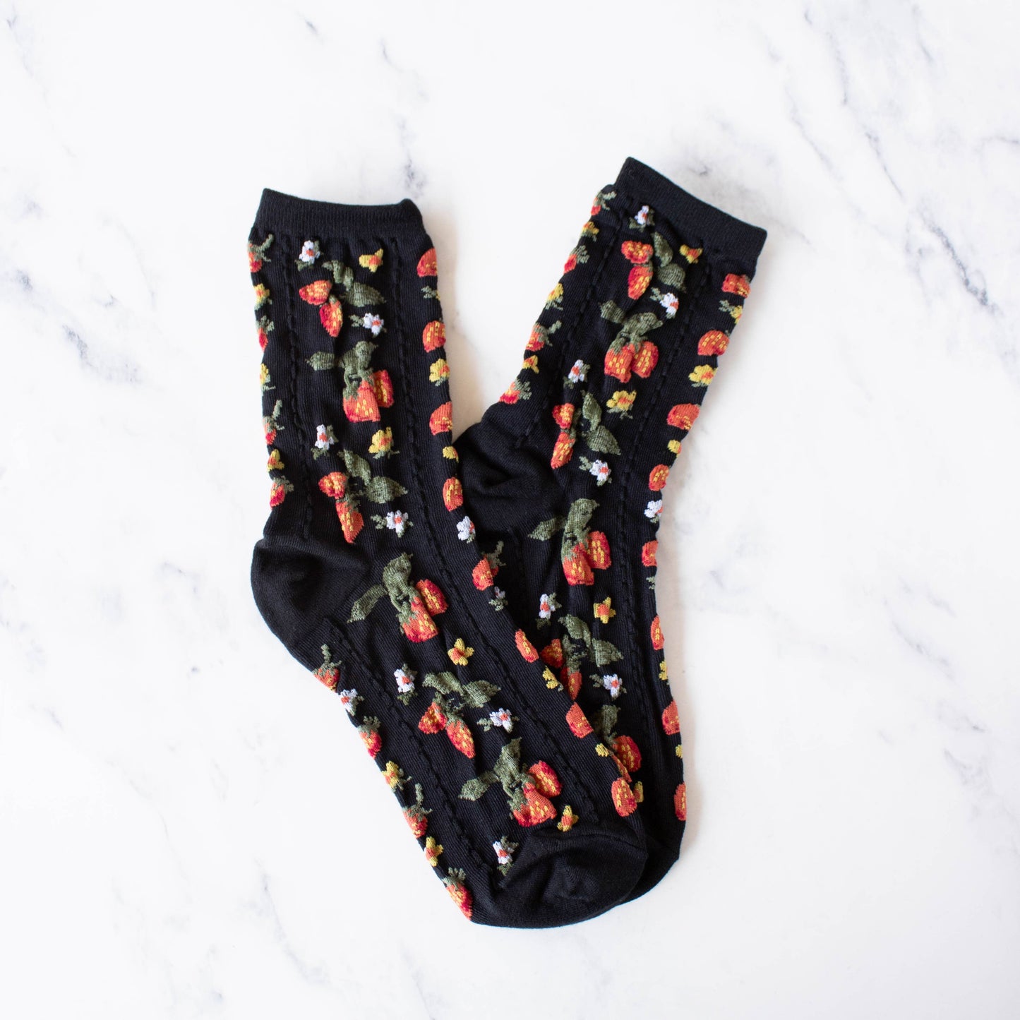 Strawberry Farm Casual Socks | Tiepology