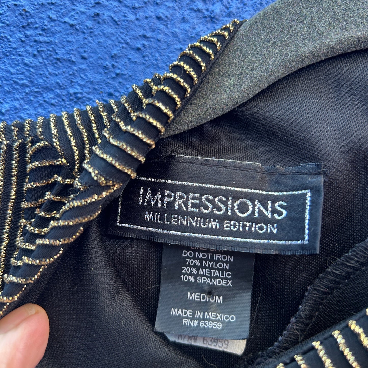 vintage 90s impression sleeveless gold metallic ribbed mockneck top