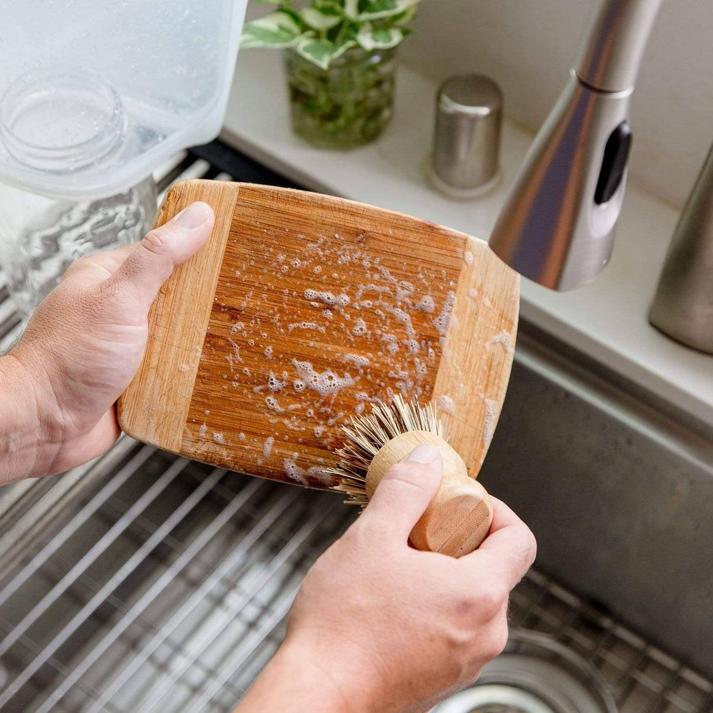 ZWS Essentials | Pot Scrubber Brush